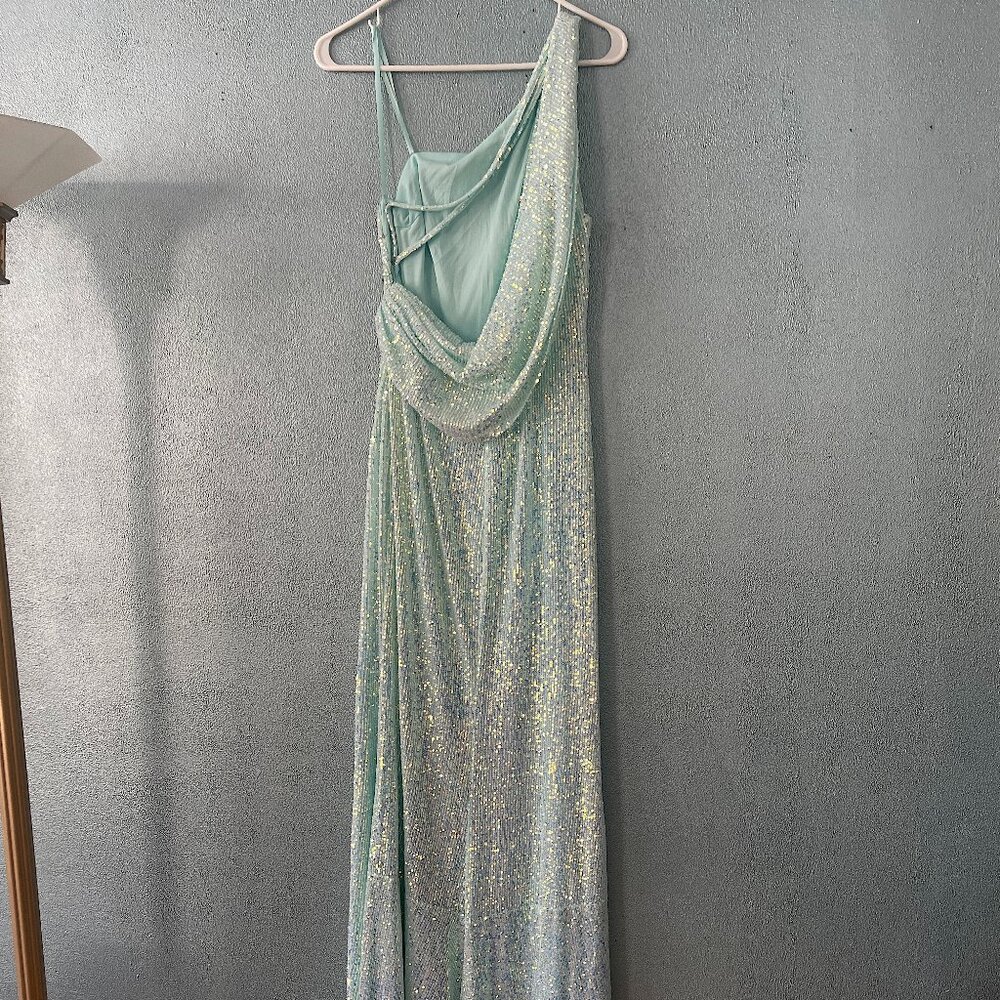 MAC DUGGAL IEENA FOR MAC DUGGAL SEQUINED ONE SHOULDER DRAPED BACK GOWN ICE BLUE - Picture 9 of 15